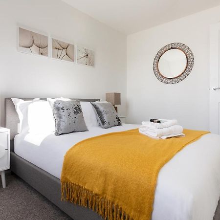 Castle Reach Apartment 科尔切斯特 外观 照片